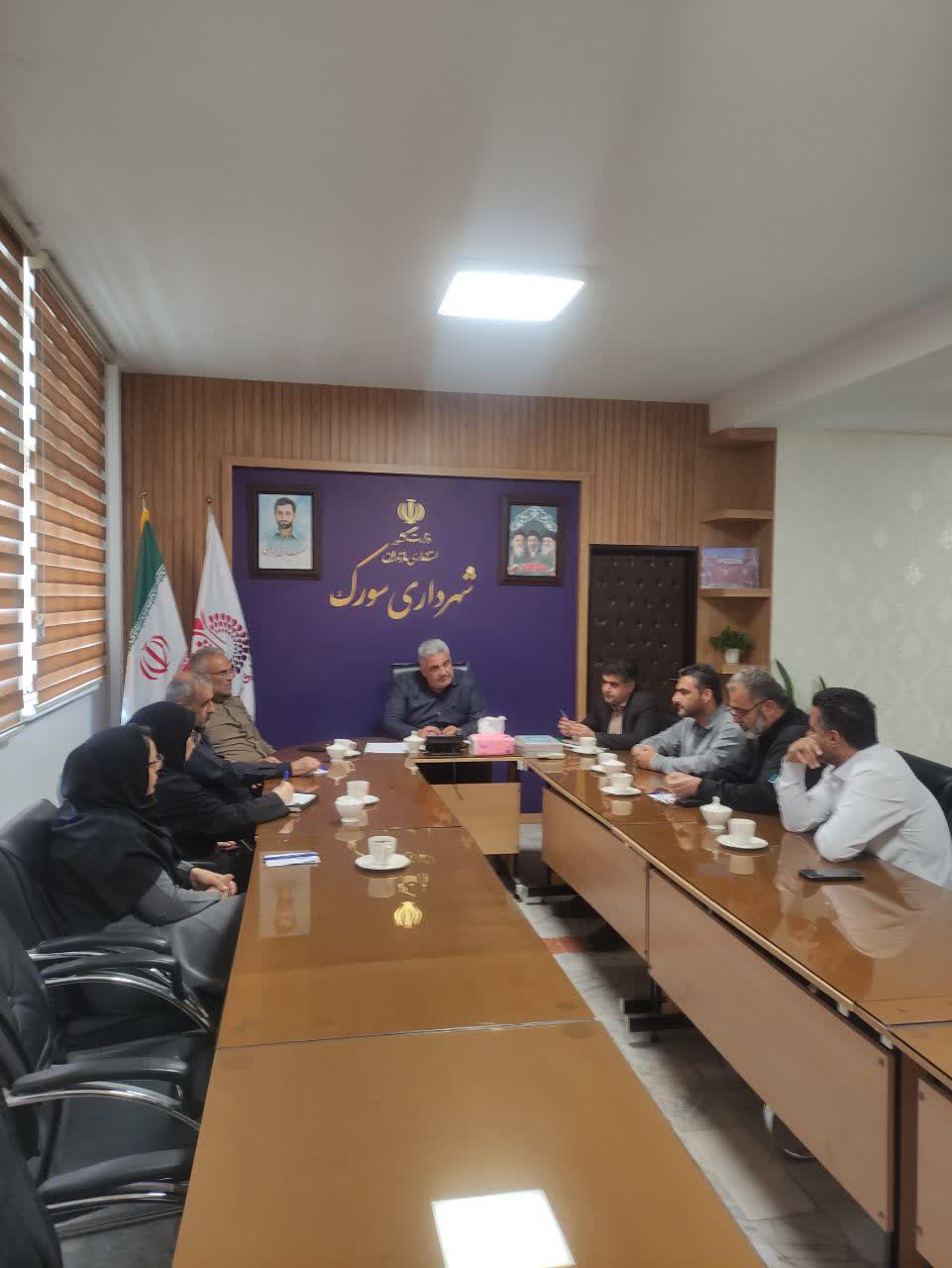 برگزاری جلسه شورای اداری شهرداری سورک